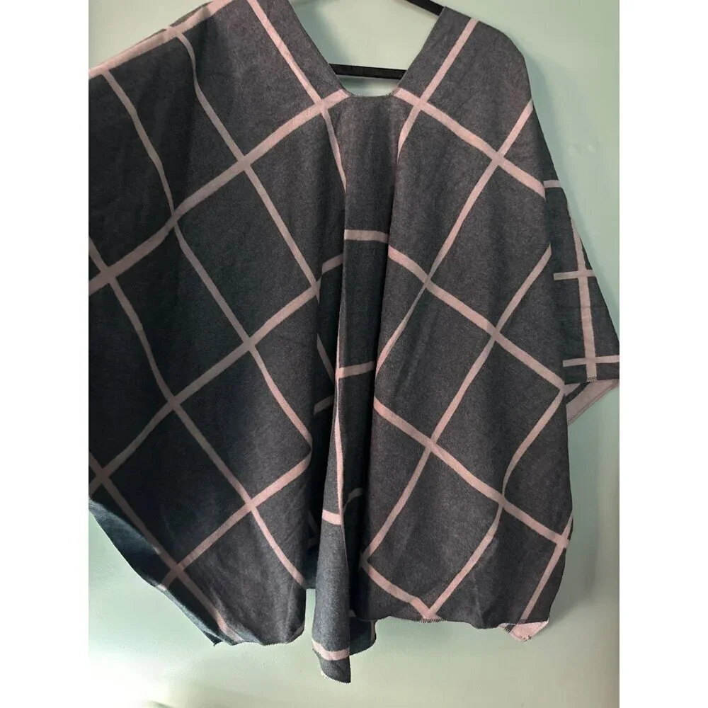 Moss Rose Women Reversible Poncho Soft Warm Sweater New With Tags Cozy Layering